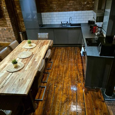 27 Stanley Street Aparthotel By Ustay Ливърпул Екстериор снимка