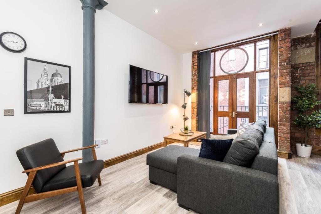 27 Stanley Street Aparthotel By Ustay Ливърпул Екстериор снимка