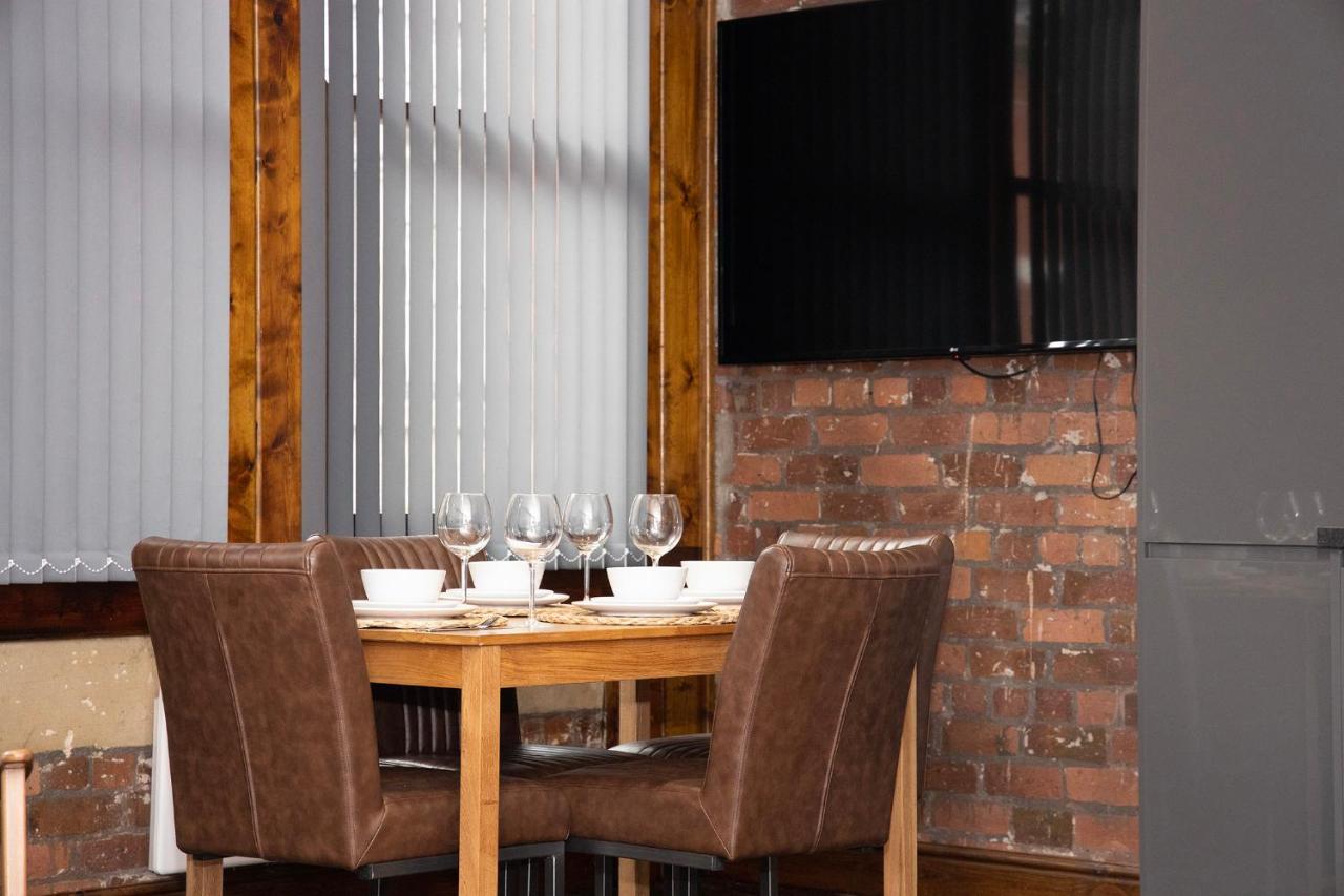 27 Stanley Street Aparthotel By Ustay Ливърпул Екстериор снимка